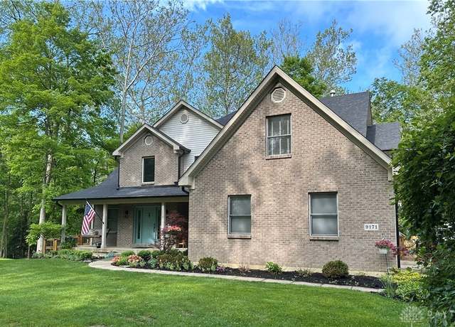 Property at 9171 Big Oak Dr, Washington Twp, OH 45458, 5 beds, 3.5 baths