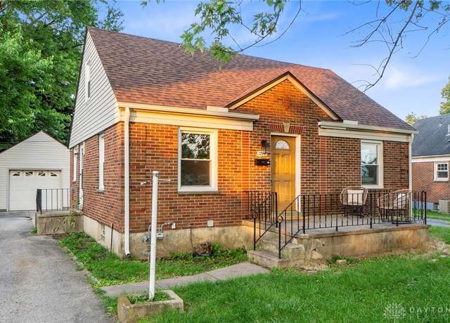 Property at 1776 Hearthstone Dr, Dayton, OH 45410, 3 beds, 1 bath