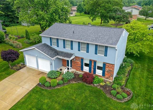 Property at 4479 E Helenwood Dr, Beavercreek, OH 45431, 4 beds, 2.5 baths