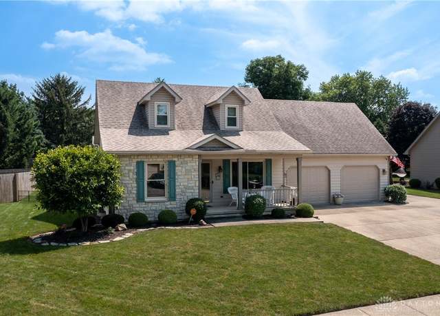 Property at 1210 Mcgovern Dr, Troy, OH 45373, 3 beds, 3 baths