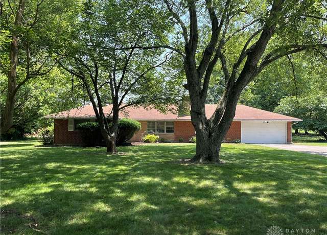Property at 7210 Mcewen Rd, Washington Twp, OH 45459, 3 beds, 2 baths