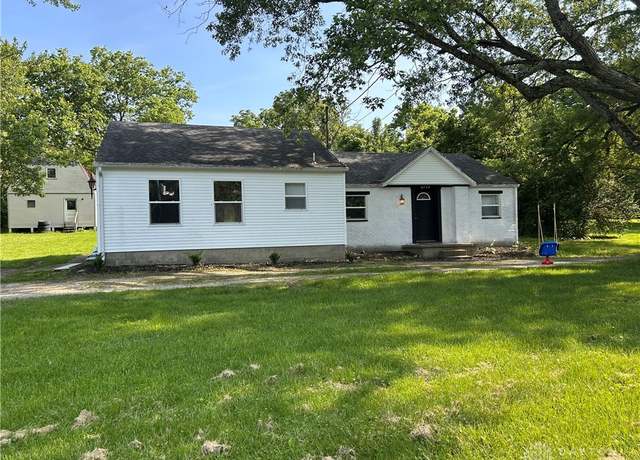Property at 6732 Manning Rd, Miamisburg, OH 45342, 3 beds, 1 bath