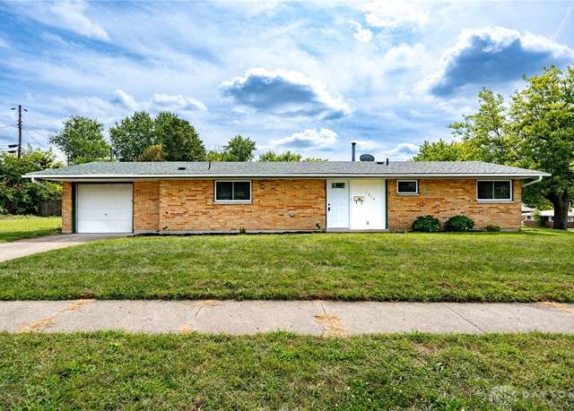 Property at 1314 Maplegrove Dr, Fairborn, OH 45324, 3 beds, 1.5 baths