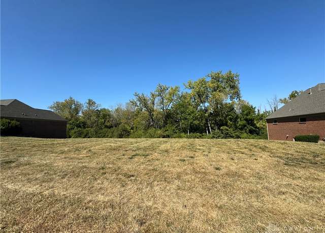 Property at 2347 Spring Rose Dr, Dayton, OH 45459