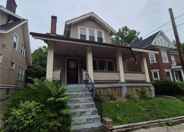 Property at 235 Mercer Ave, Dayton, OH 45402, 2 beds, 1.5 baths