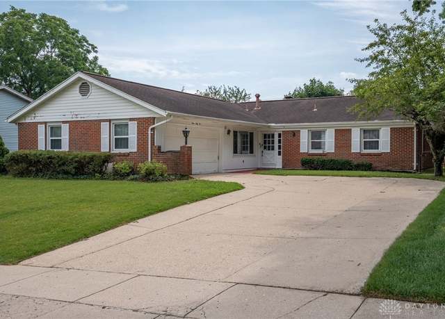 Property at 362 Ridgewood Dr, Fairborn, OH 45324, 3 beds, 2 baths