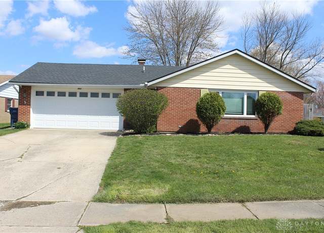 Property at 1803 Wilshire Dr, Piqua, OH 45356, 3 beds, 1.5 baths