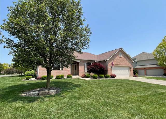 Property at 818 Rosecrest Rd, Tipp City, OH 45371, 5 beds, 3.5 baths