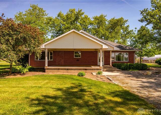 Property at 15951 Schoolhouse Rd, Brookville, OH 45309, 3 beds, 2 baths