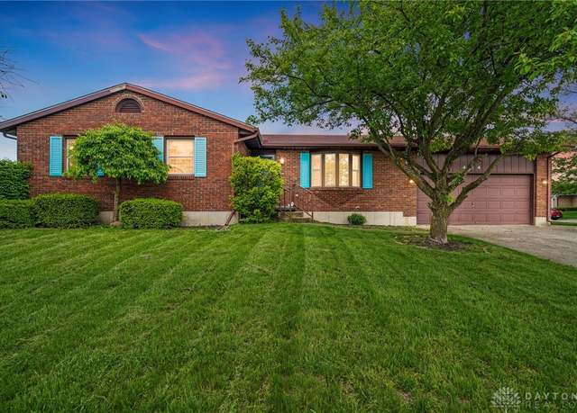 Property at 404 Buckeye Dr, Eaton, OH 45320, 3 beds, 2 baths