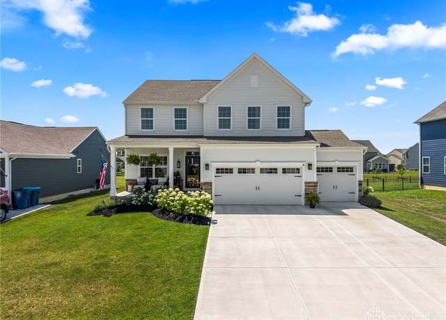 Property at 425 Sydney Dr, Tipp City, OH 45371, 5 beds, 4 baths