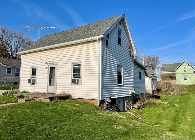 Property at 127 S Main St, Lewisburg, OH 45338, 2 beds, 1 bath