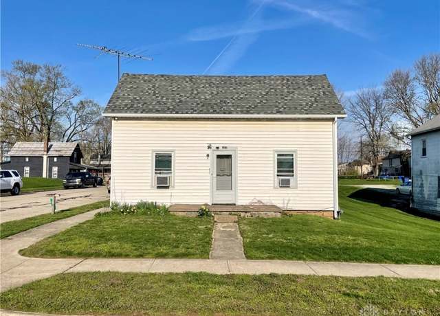 Property at 127 S Main St, Lewisburg, OH 45338, 2 beds, 1 bath