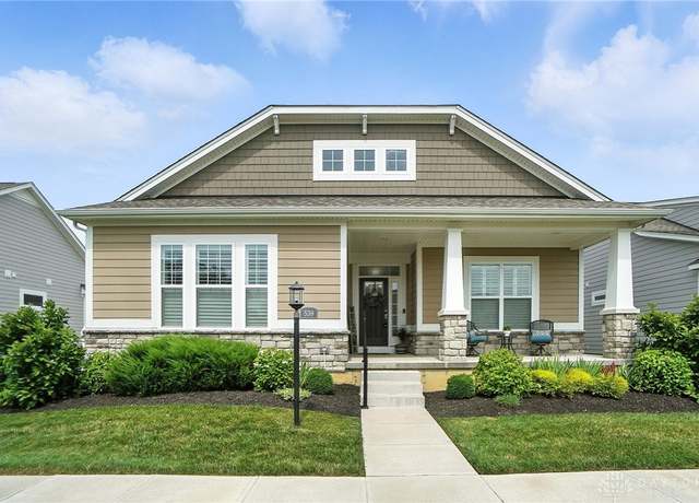 Property at 539 Bellasera Dr, Dayton, OH 45440, 3 beds, 3 baths