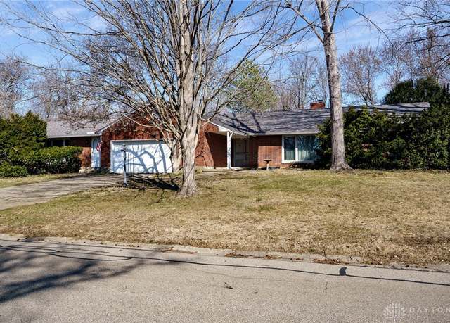 Property at 801 Southford Ave, Dayton, OH 45429, 3 beds, 3 baths