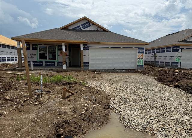 Property at 208 Lightfoot Ct, New Carlisle, OH 45344, 3 beds, 2 baths