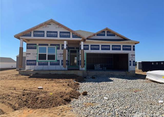 Property at 1820 Palmer Ct, Xenia, OH 45385, 3 beds, 2 baths