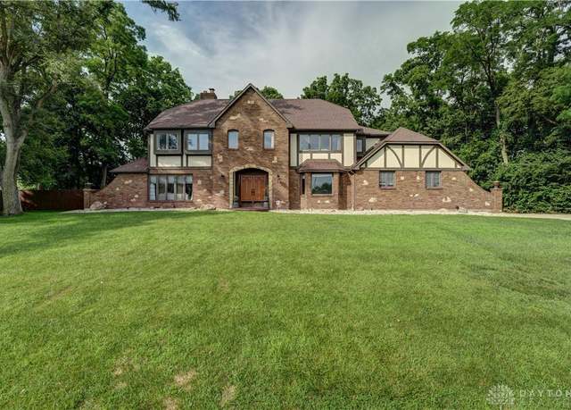 Property at 7116 Dominican Dr, Dayton, OH 45415, 5 beds, 5 baths