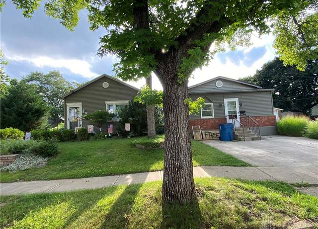 Property at 233-229 5th, Tipp City, OH 45371, 3 beds, 2 baths