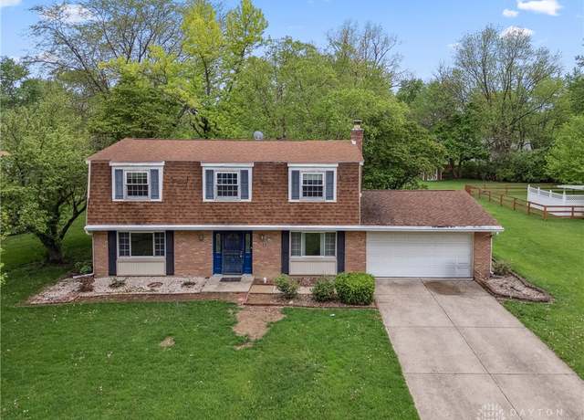 Property at 3189 Claydor Dr, Beavercreek, OH 45431, 4 beds, 2.5 baths