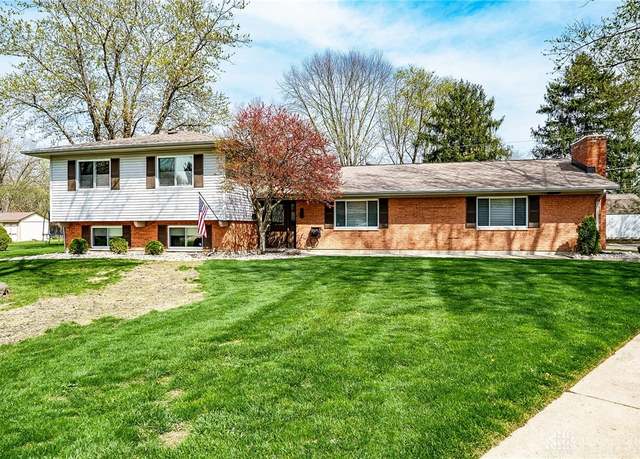 Property at 8030 Talbrook Ct, Centerville, OH 45458, 4 beds, 3 baths