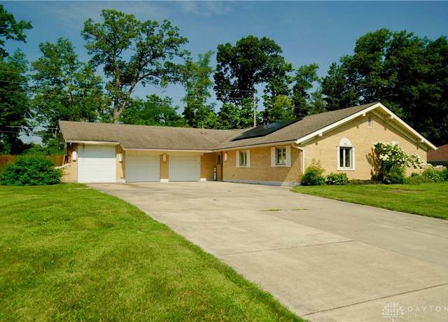 Property at 7339 Mohawk Trail Rd, Dayton, OH 45459, 3 beds, 2 baths