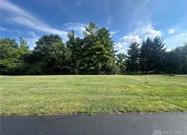 Property at 2082 Waterfall Ln, Vandalia, OH 45377