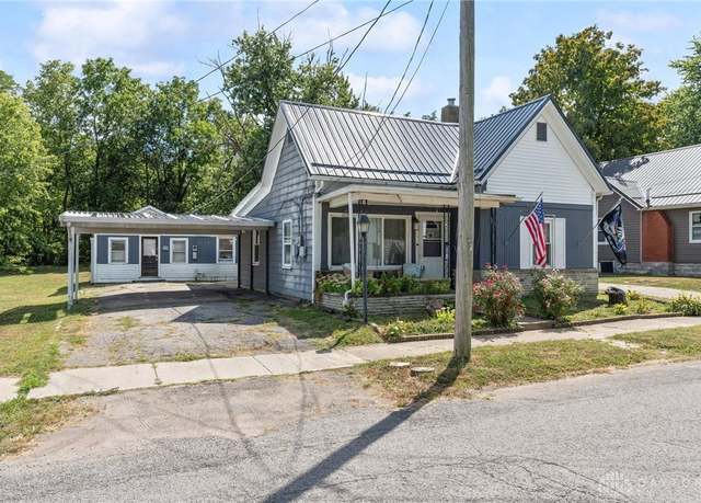 Property at 814 South St, Greenfield, OH 45123, 3 beds, 1 bath