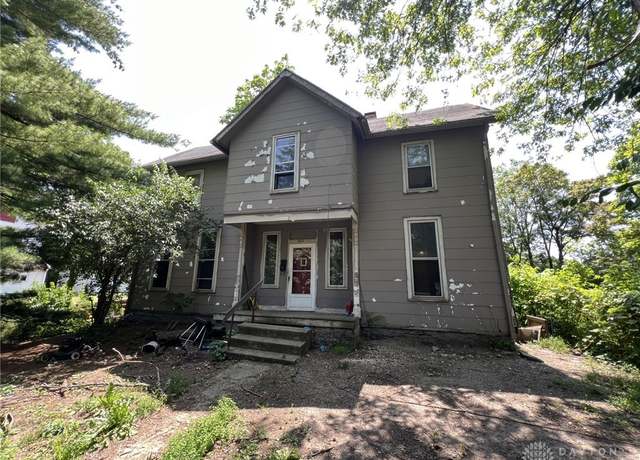 Property at 1513 Lexington Ave, Springfield, OH 45505, 3 beds, 1 bath
