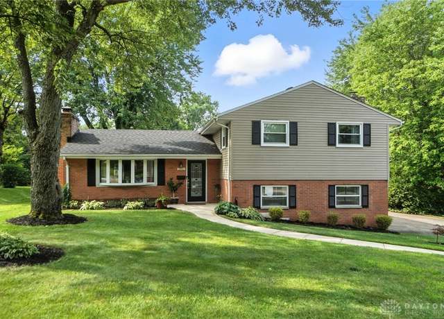 Property at 300 Witherby Dr, Dayton, OH 45429, 3 beds, 2.5 baths