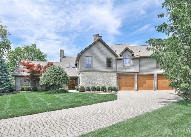 Property at 5810 Stone Lake Dr, Dayton, OH 45429, 4 beds, 3.5 baths