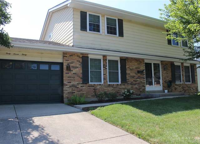 Property at 4730 Strathaven Dr, Dayton, OH 45424, 5 beds, 2.5 baths