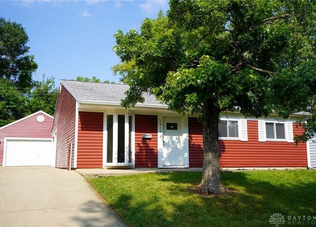 Property at 1214 Sanford Dr, Dayton, OH 45432, 3 beds, 2 baths