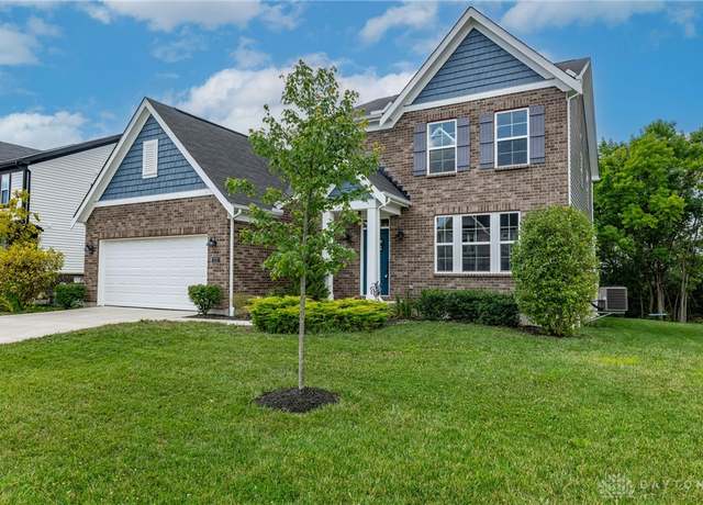 Property at 2727 Cleopatra Dr, Franklin, OH 45005, 4 beds, 4.5 baths