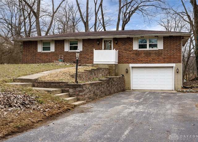 Property at 3715 West Dr, Greenville, OH 45331, 4 beds, 2 baths
