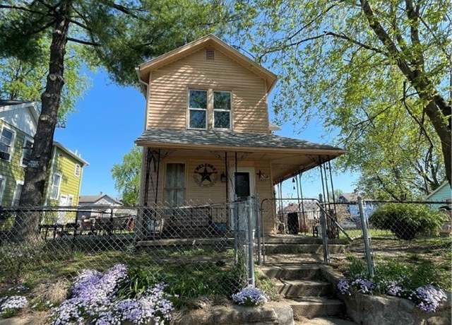 Property at 1405 Fairmount Ave, Middletown, OH 45044, 4 beds, 2 baths