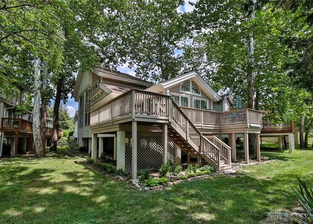 Property at 1464 W Alex Bell Rd, Dayton, OH 45459, 3 beds, 2.5 baths