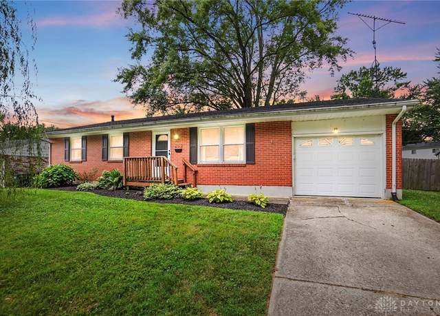 Property at 262 Upper Hillside Dr, Bellbrook, OH 45305, 3 beds, 2.5 baths