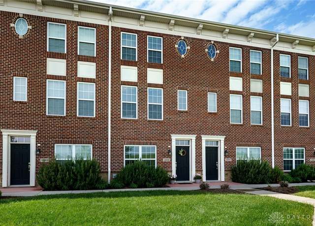 Property at 1203 Parklake Row, Springboro, OH 45066, 3 beds, 2.5 baths