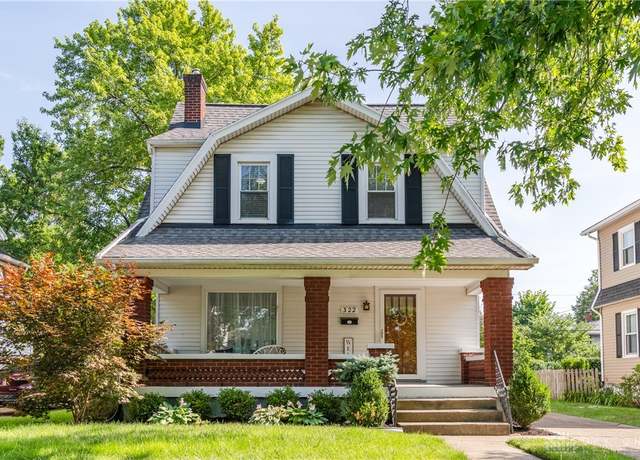 Property at 322 Wiltshire Blvd, Oakwood, OH 45419, 3 beds, 1.5 baths