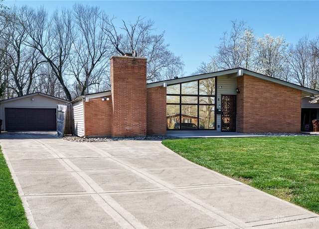 Property at 6 Mario Dr, Dayton, OH 45426, 2 beds, 1.5 baths