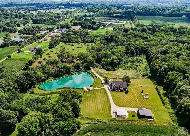 Property at 717 S Alpha Bellbrook Rd, Bellbrook, OH 45305, 5 beds, 4.5 baths