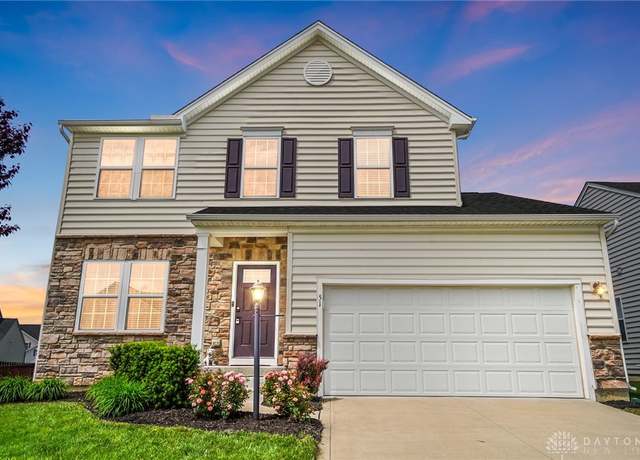 Property at 51 Waterford Blvd, Fairborn, OH 45324, 3 beds, 2.5 baths