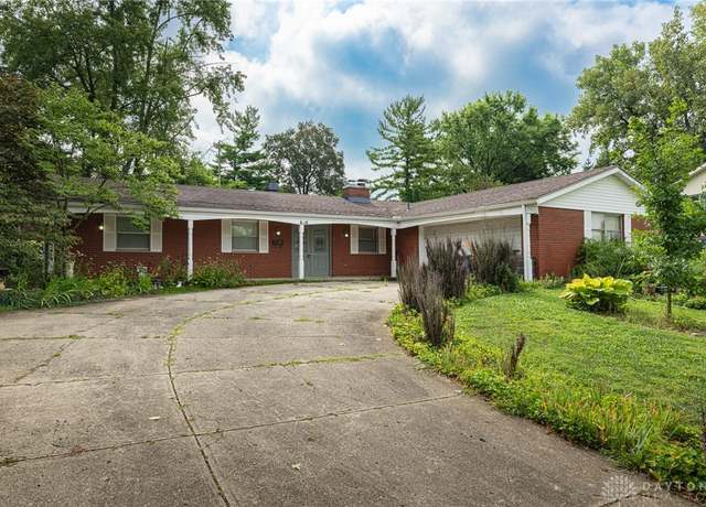 Property at 618 Sartell Dr, Fairborn, OH 45324, 3 beds, 2.5 baths