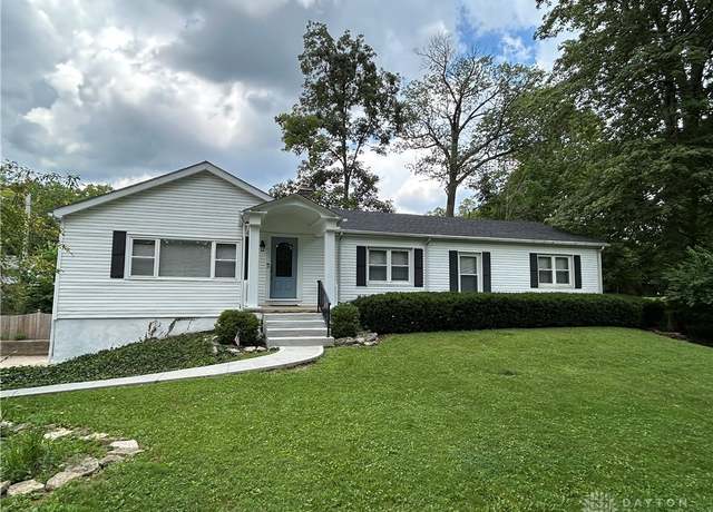 Property at 3698 Mcelrath Pike, Dayton, OH 45432, 4 beds, 1 bath
