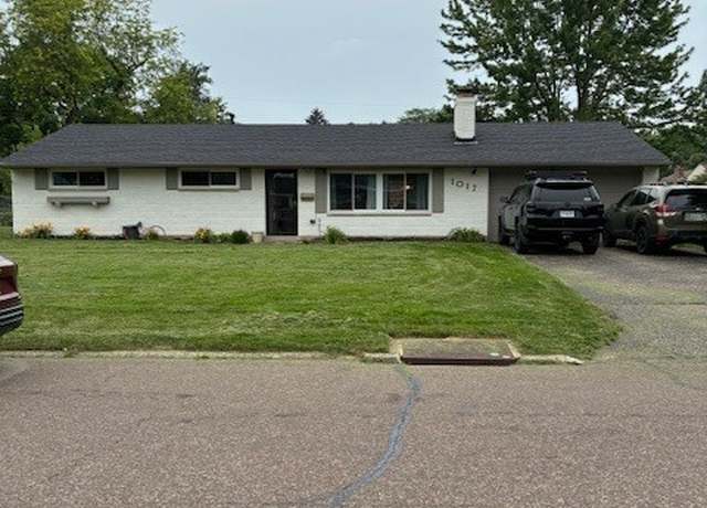 Property at 1017 Donson Dr, Dayton, OH 45429, 3 beds, 2 baths