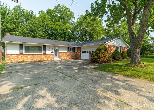 Property at 5019 Weddington Dr, Dayton, OH 45426, 4 beds, 2 baths