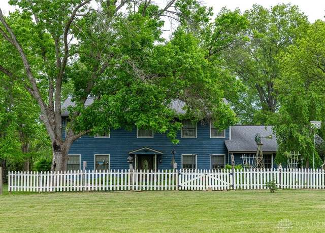 Property at 1180 Sugar Hill Ln, Xenia, OH 45385, 4 beds, 3 baths