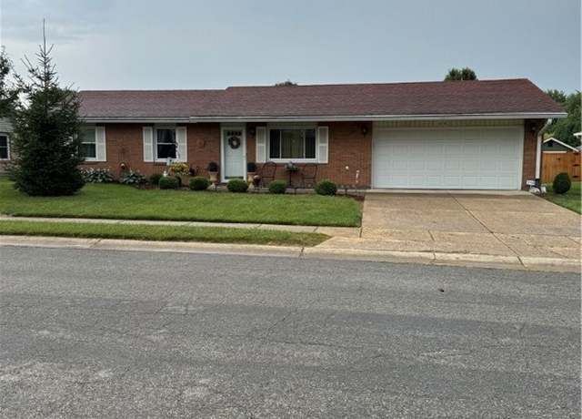 Property at 421 Pear St, Eaton, OH 45320, 3 beds, 1.5 baths