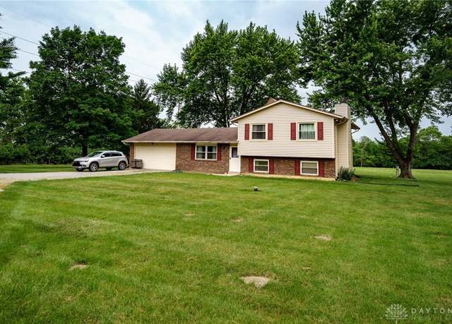 Property at 520 Weddle Rd, Casstown, OH 45312, 4 beds, 2 baths